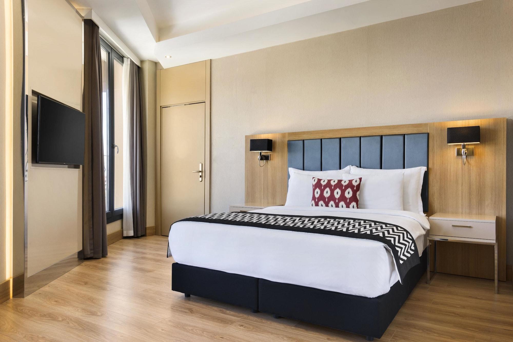 รามาดา อองคอร์ บาย วินด์แฮม เอสคีเซฮีร์ Hotel เอสเกซีเฮียร์ ภายนอก รูปภาพ